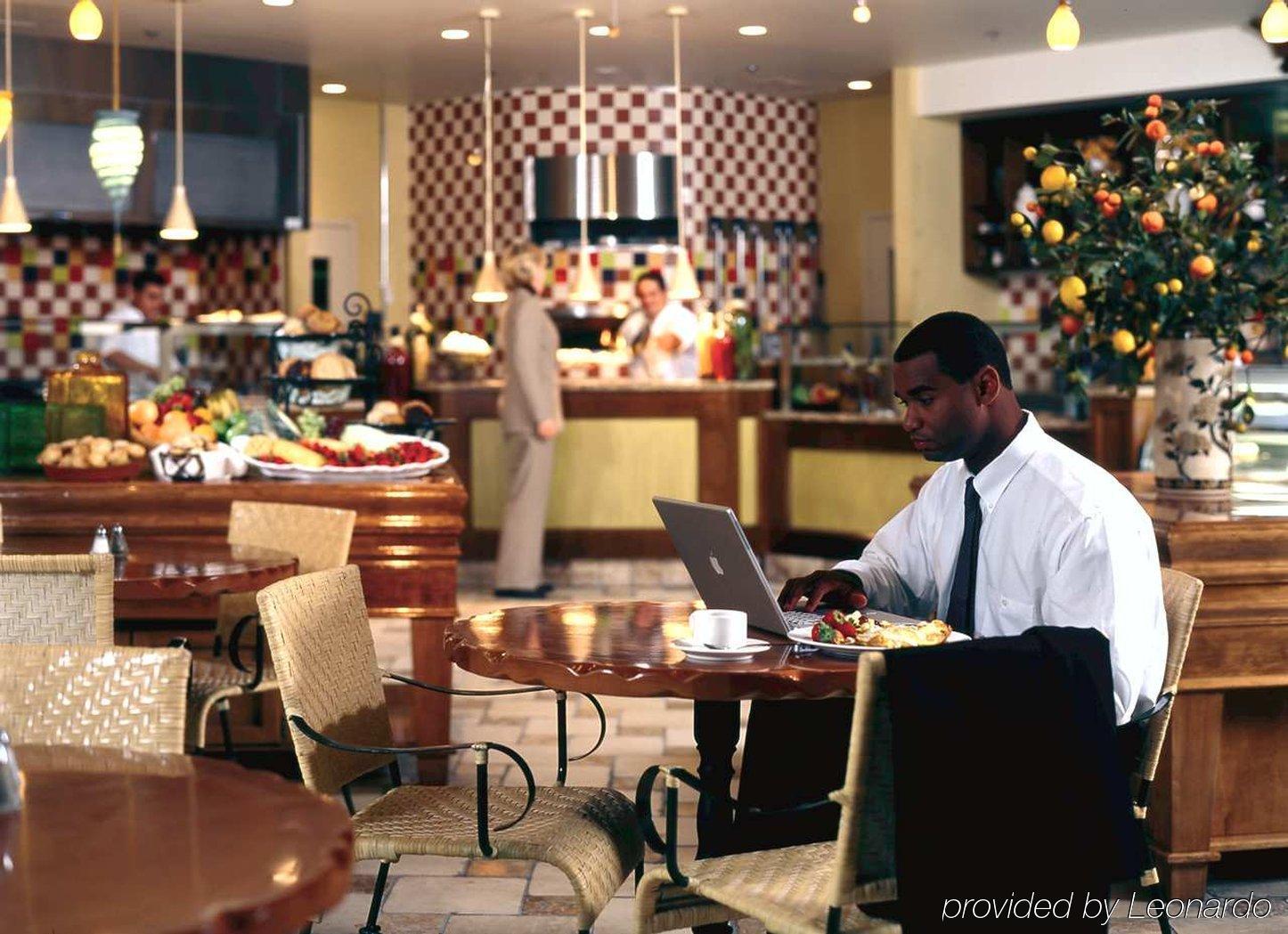 Embassy Suites Philadelphia - Center City レストラン 写真