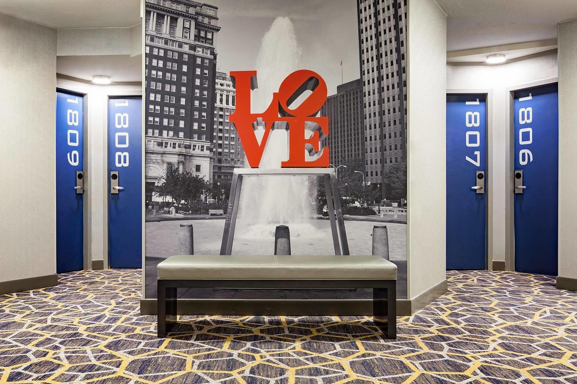 Embassy Suites Philadelphia - Center City エクステリア 写真