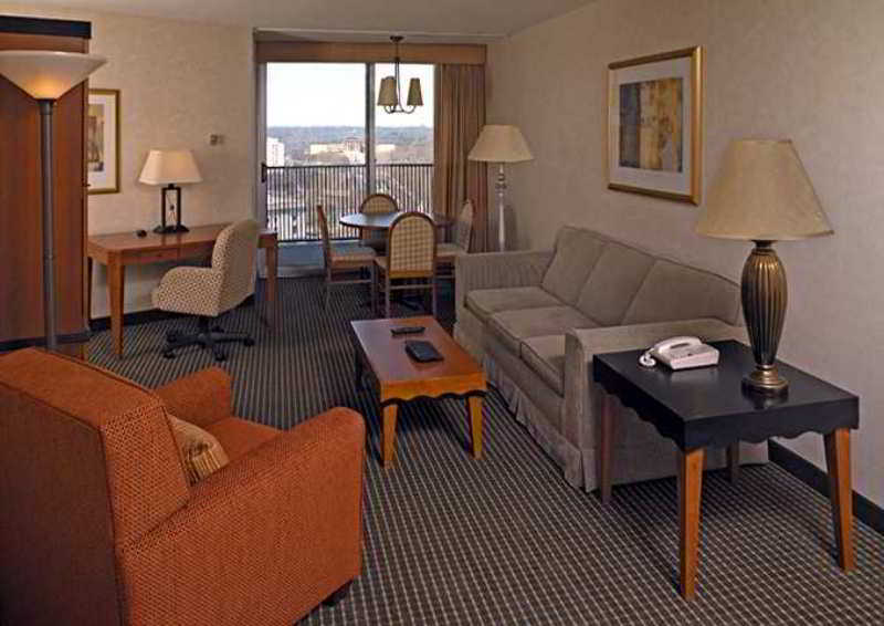 Embassy Suites Philadelphia - Center City エクステリア 写真